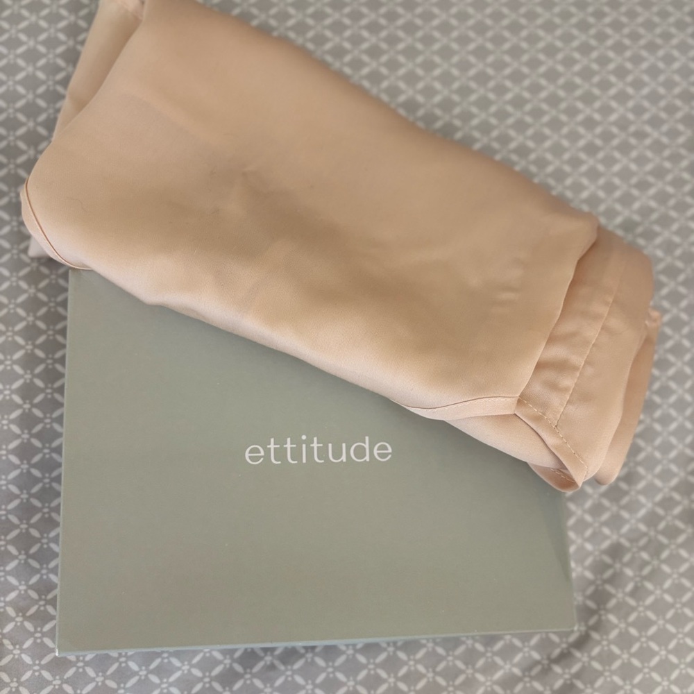 New Medium Ettitude Beige Sateen Bamboo V Neck Camisole - Picture 15 of 16